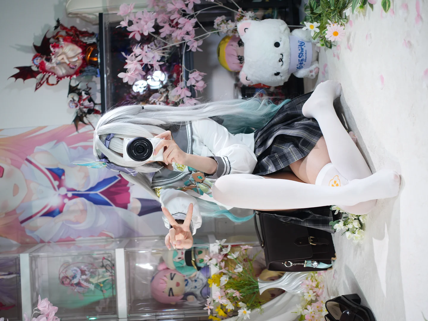 白栎Shirly - No.028 春日流萤 [130P,25V-7.23GB]01 tg@simisebaisi 【丝足阁】005.webp